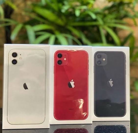 iPhone 11 ou R$2mil  no pix