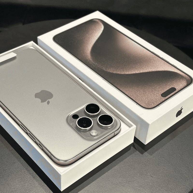 Grande Prêmio: iPhone 15 Pro Max ou R$ 8.000!