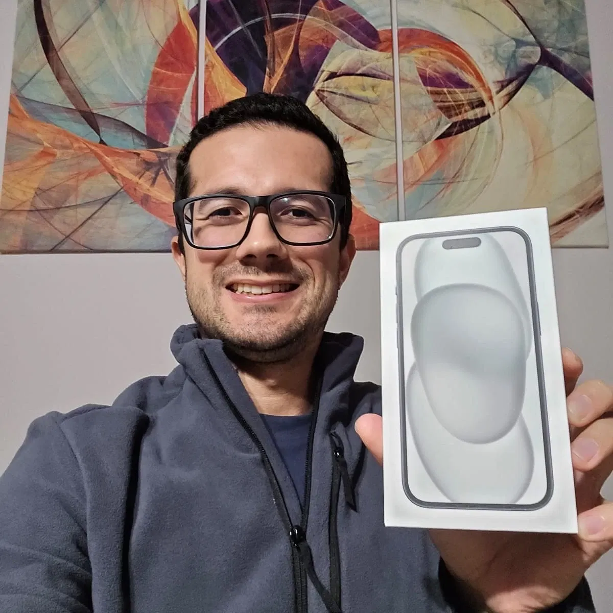 1 iPhone 15 Pro Max ou R$ 7.000,00