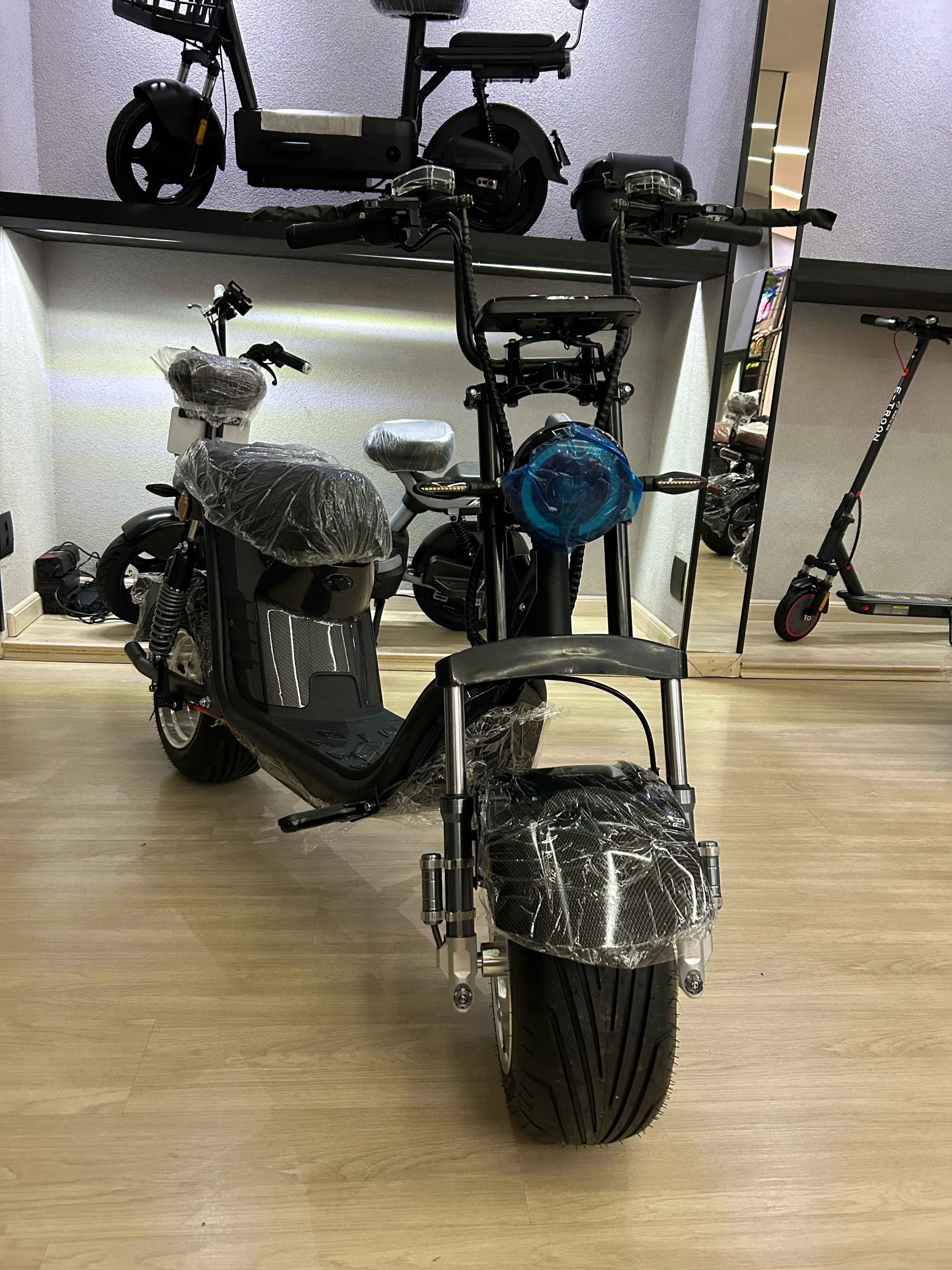 1 Scooter elétrica
