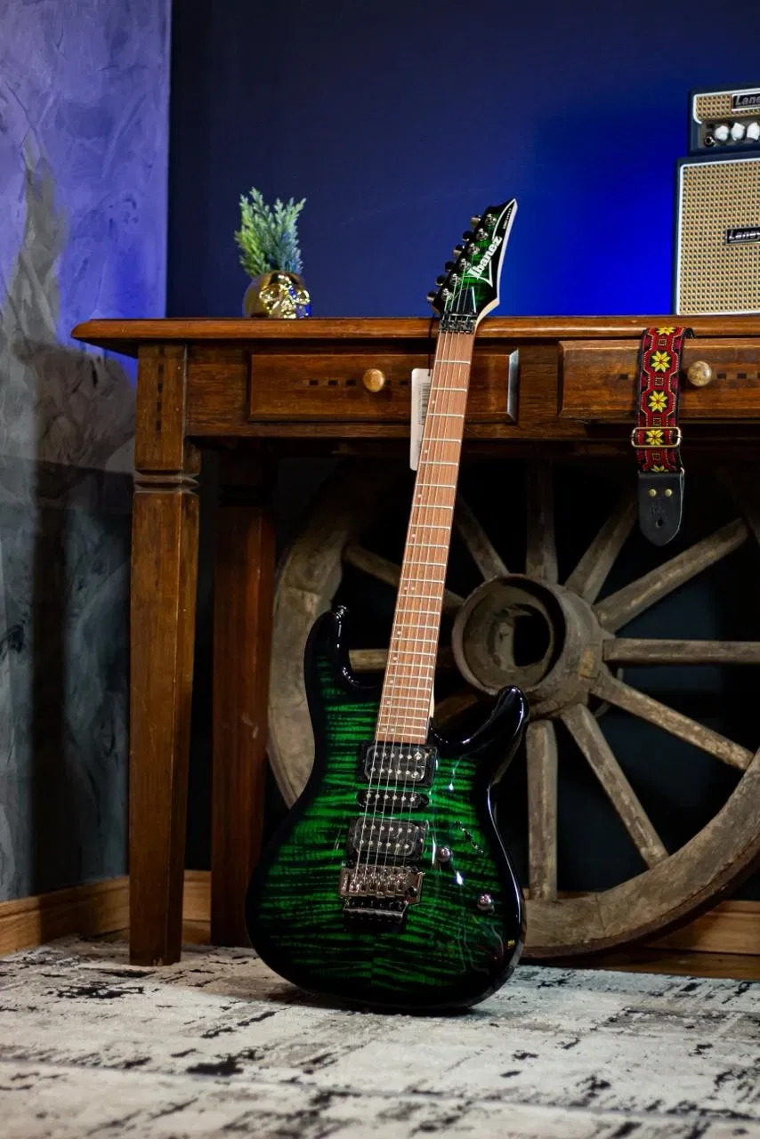 Guitarra Ibanez SP3 Signature Kiko Loureiro NOVA