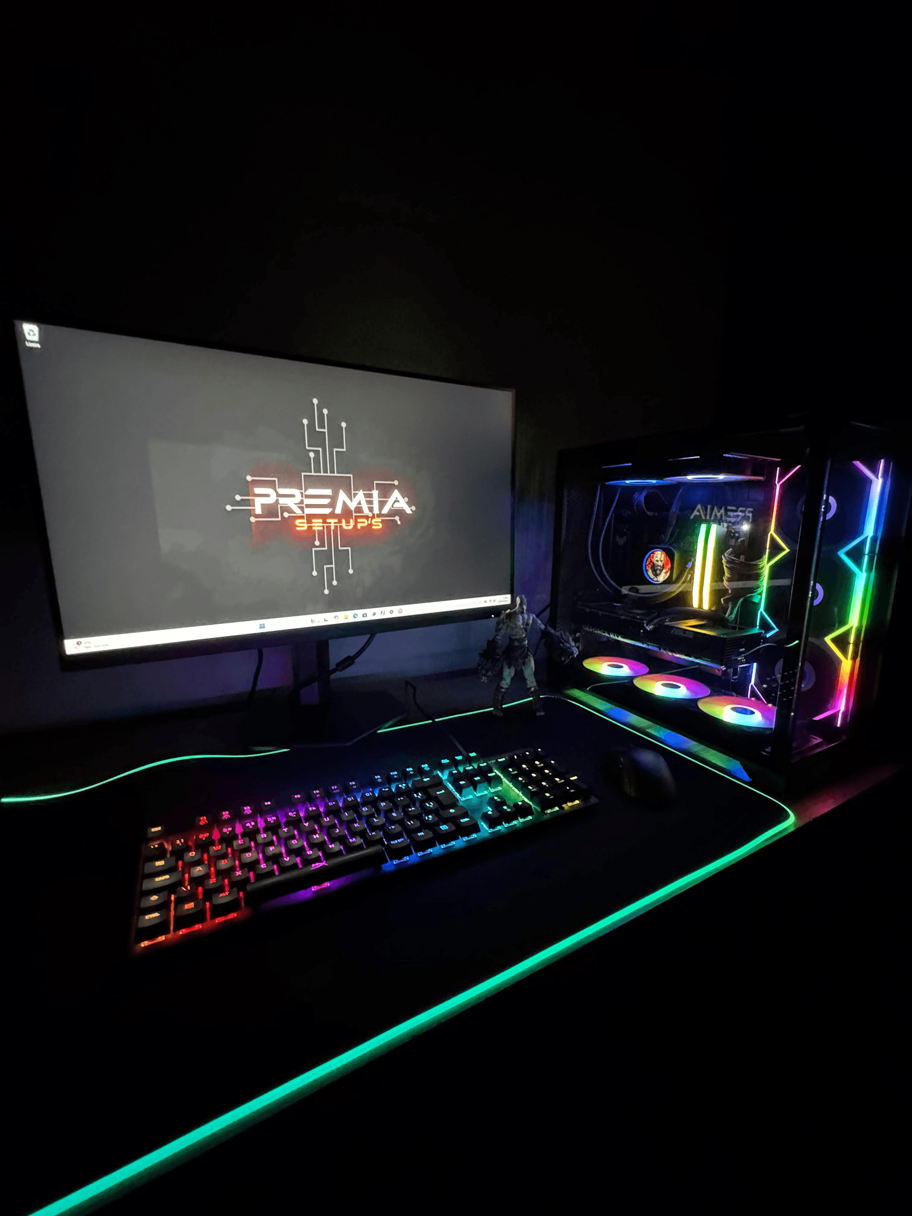 SETUP KRATOS - RYZEN 9 9900X + RTX 5070 + X670 + 64GB RAM 5200MHZ + GABINETE LIAN LI + PERIFÉRICOS HYPER X