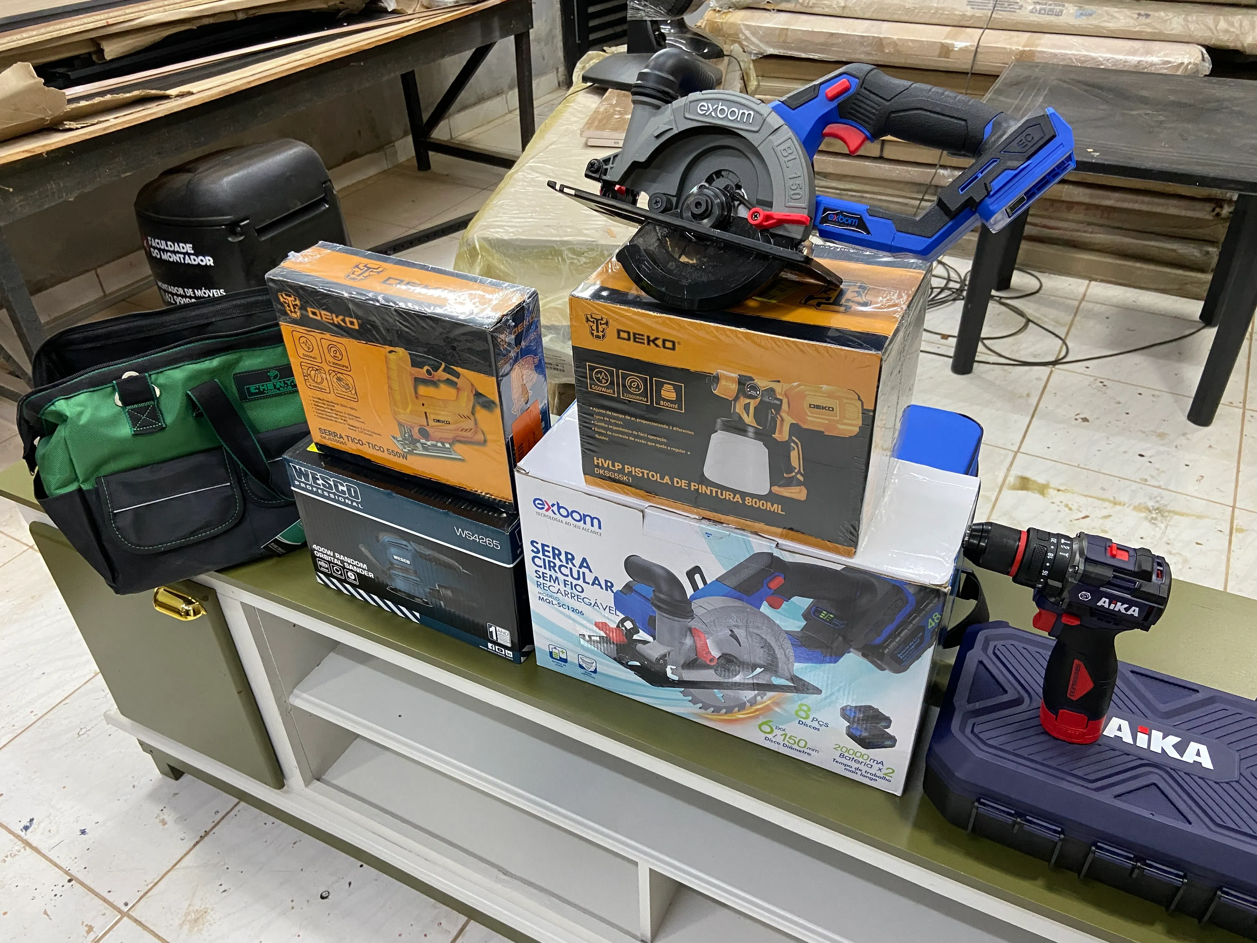 FERRAMENTAS DE REFORMA DE MÓVEIS