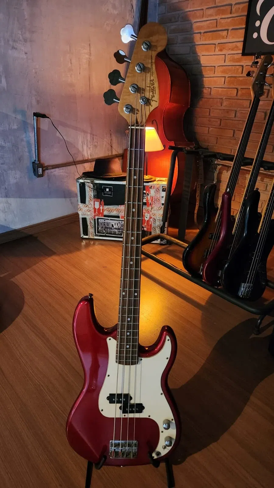 Rifa Baixo PRECISION (réplica)