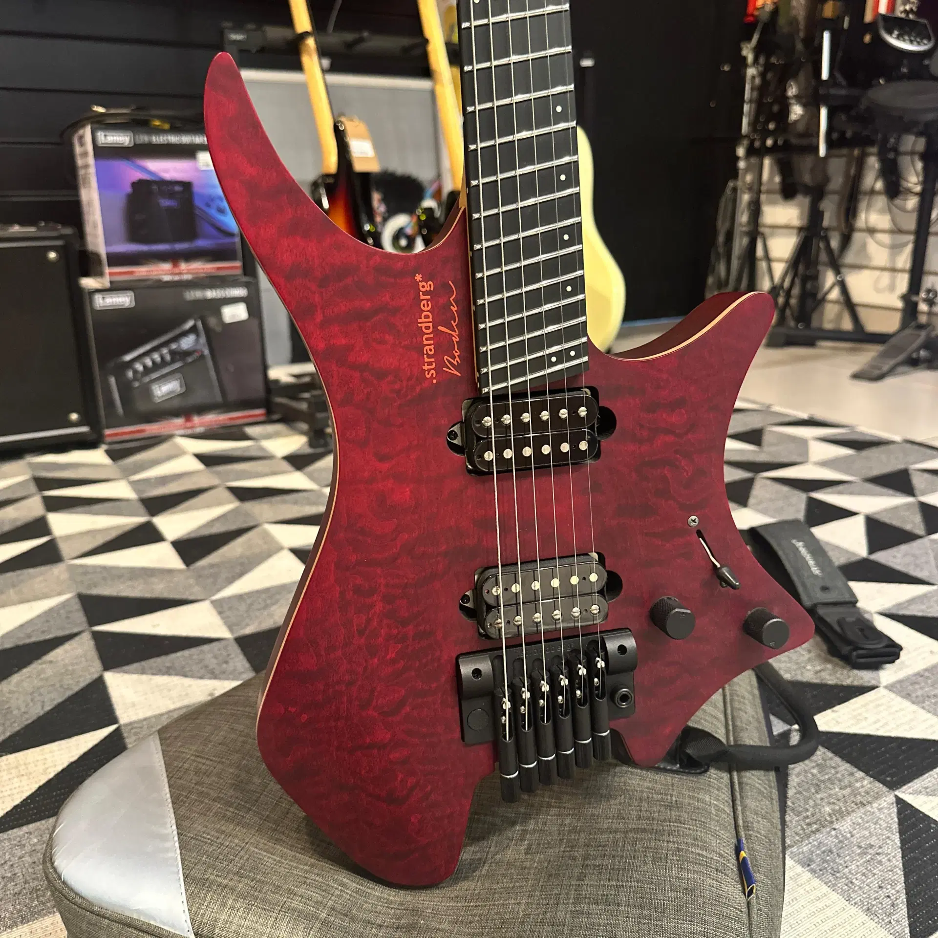 Guitarra Strandberg Boden Prog NX 6 Lava Red