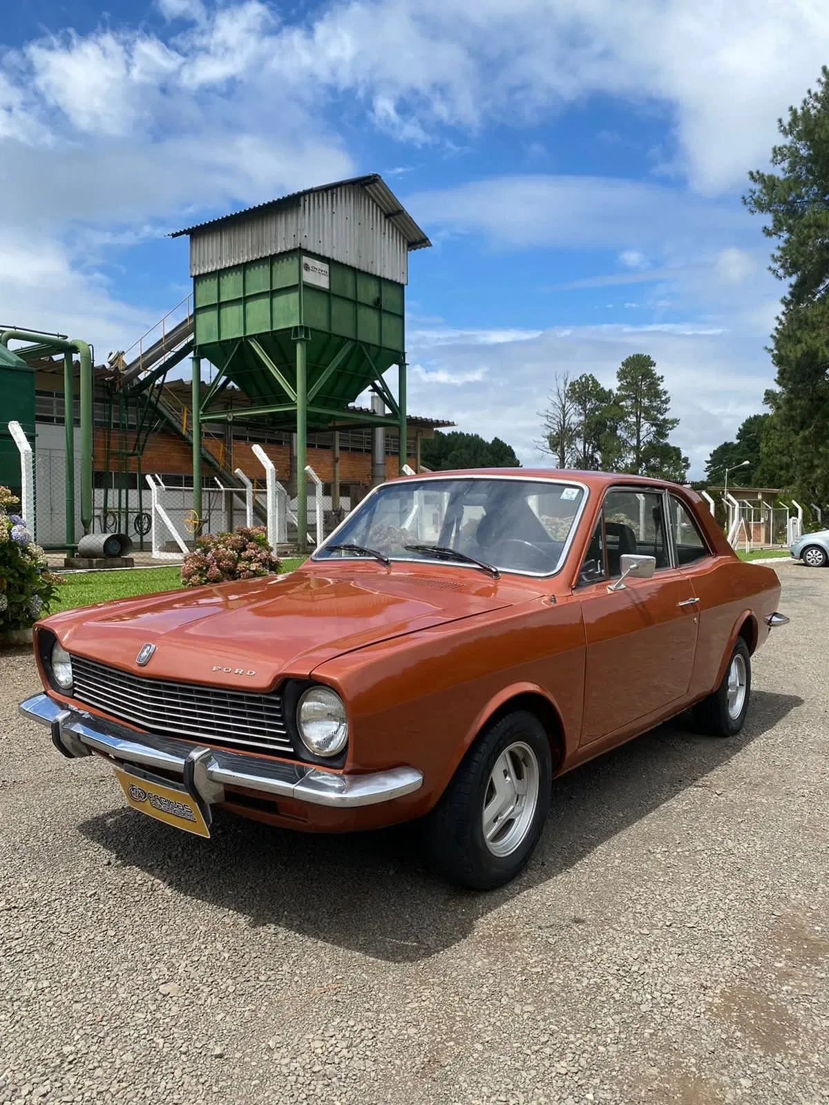 Corcel 1 1975 Ocre Marajó