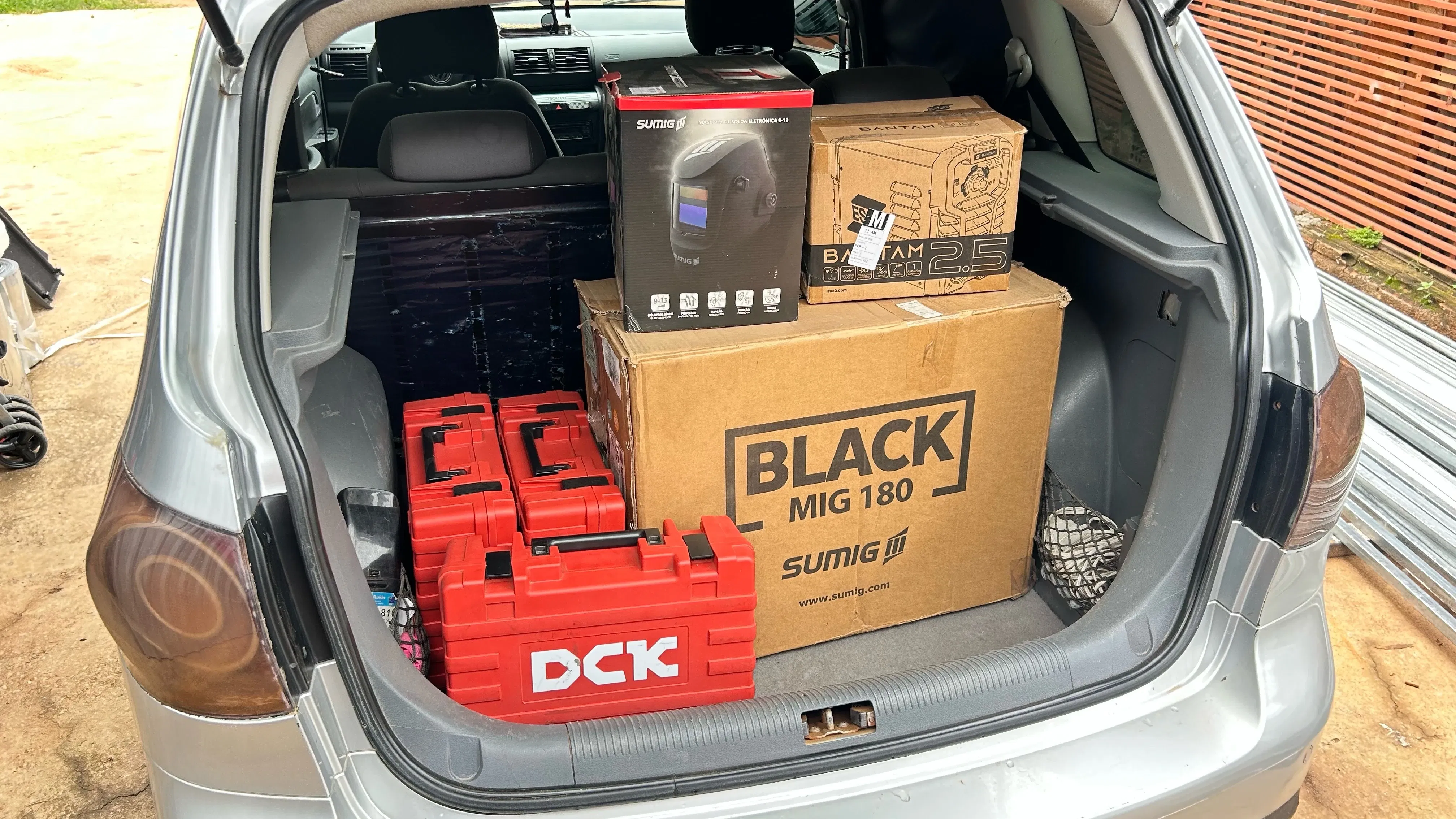 MAQUINA DE SOLDA MIG + KIT BATERIA - DCK