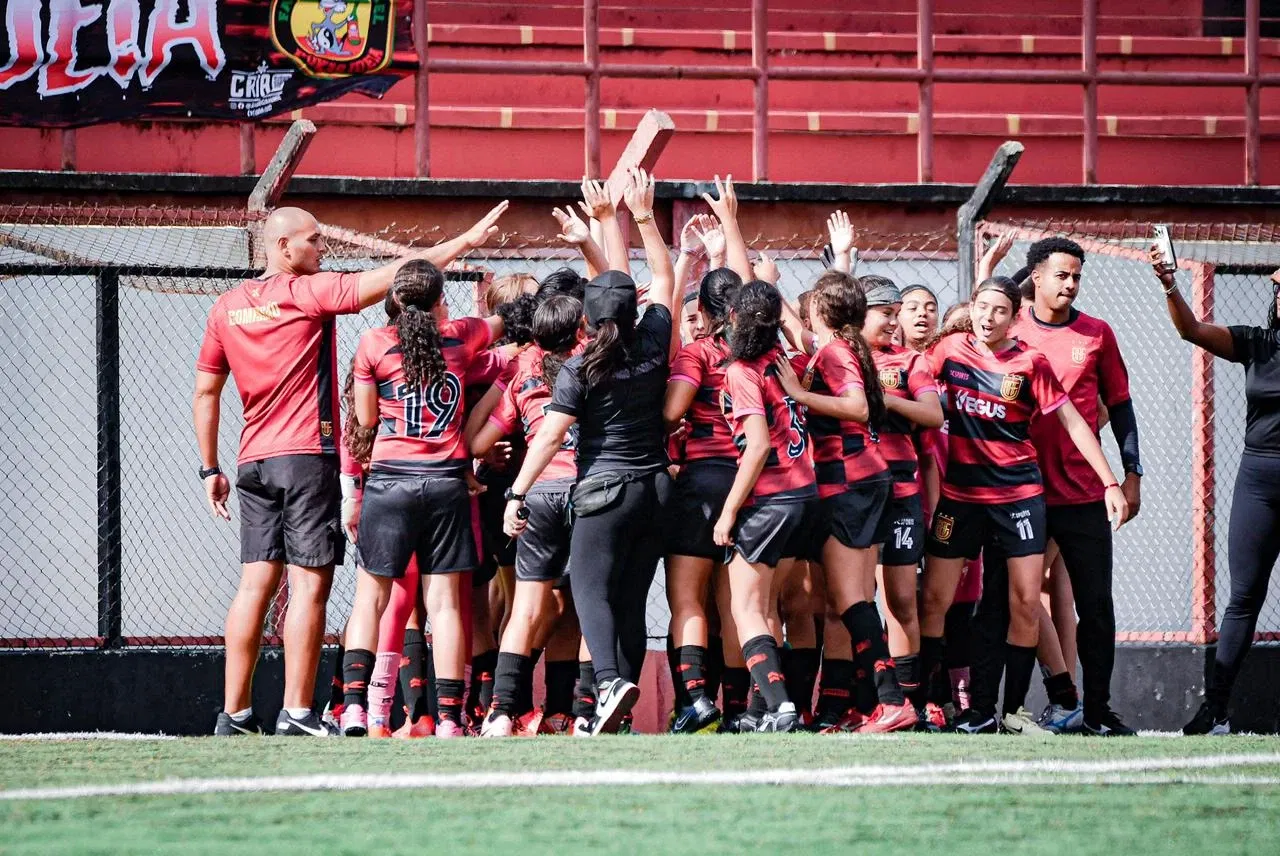 PAULISTA FEMININO SUB 15 FLAMENGO GUARULHOS