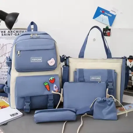 Kit Mochila Escolar Azul Completo + Bottons Inclusos!