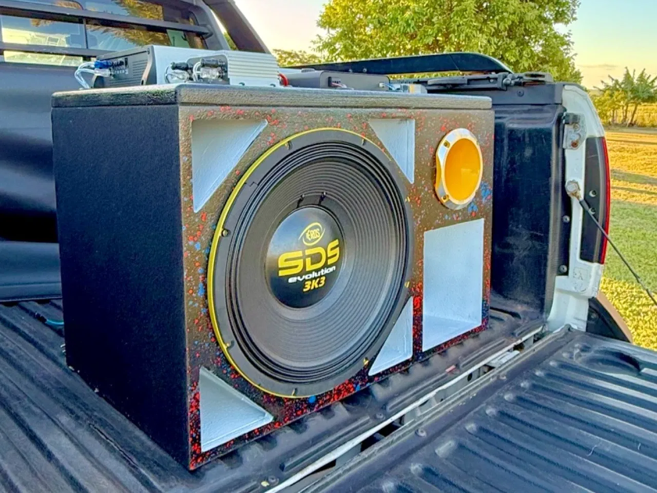 TRIO PESADÃO EROS 3k3 AUTOMOTIVO E RESIDENCIAL